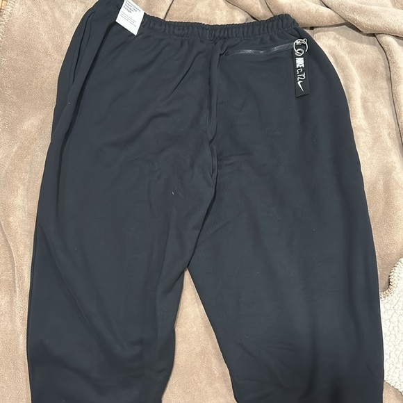 Men’s Nike Sweatpants - Picture 5 of 6